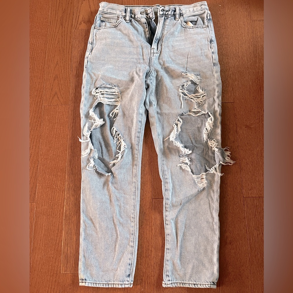 american eagle mom jeans
